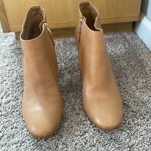 Sam Edelman Soft Leather Booties Ankle Boots Shoes 4” Heels Size 8.5